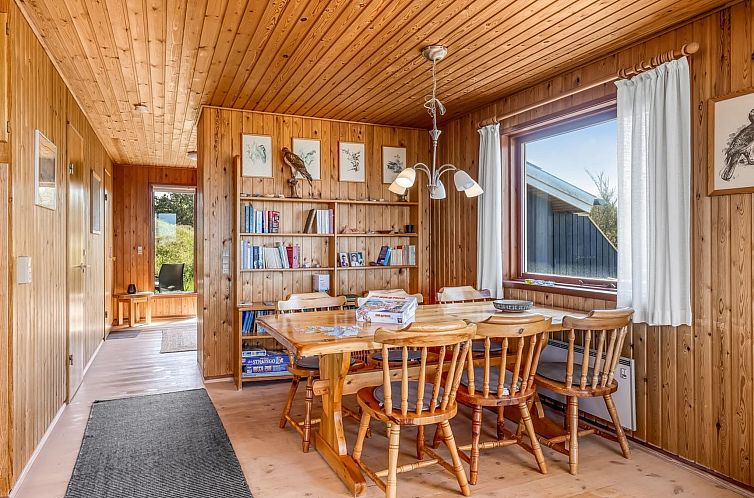 Vakantiehuis "Frender" - 150m from the sea