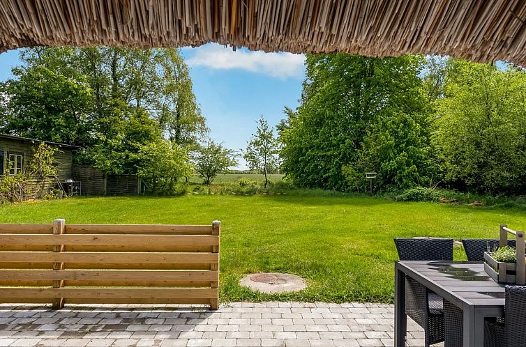 Vakantiehuis "Aatos" - 2km from the sea