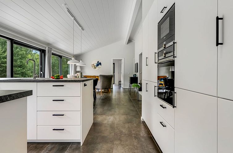 Vakantiehuis "Sighvat" - 300m from the sea