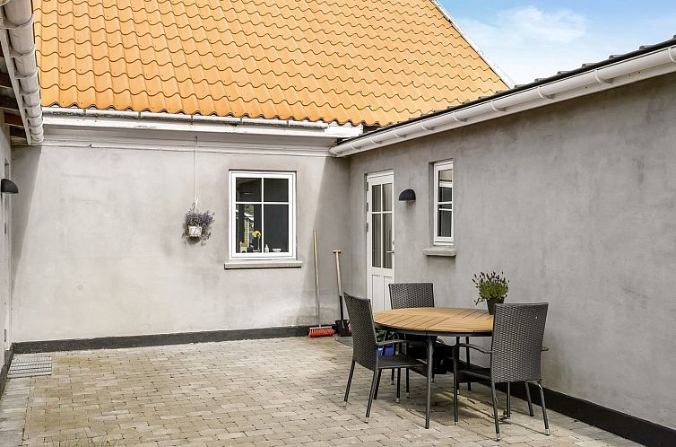 Vakantiehuis "Nanja" - 250m from the sea