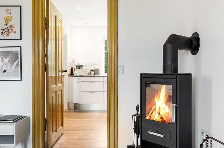 Vakantiehuis "Nanja" - 250m from the sea