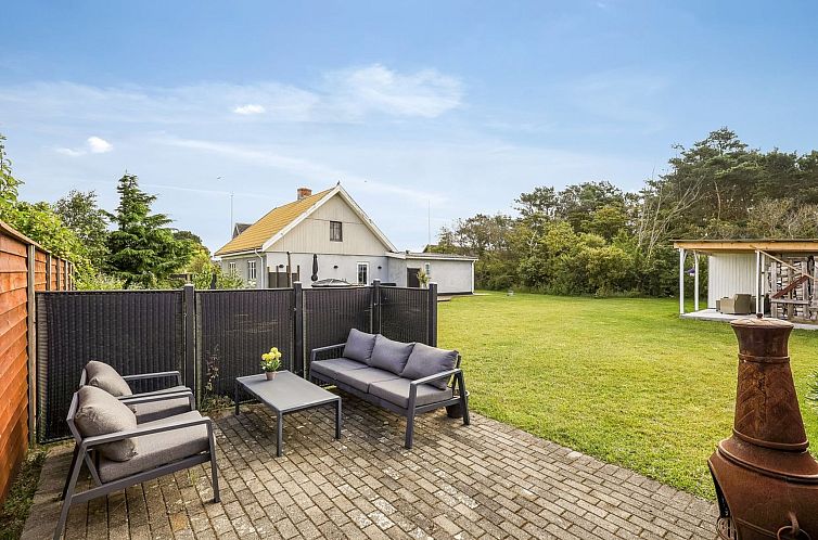 Vakantiehuis "Nanja" - 250m from the sea