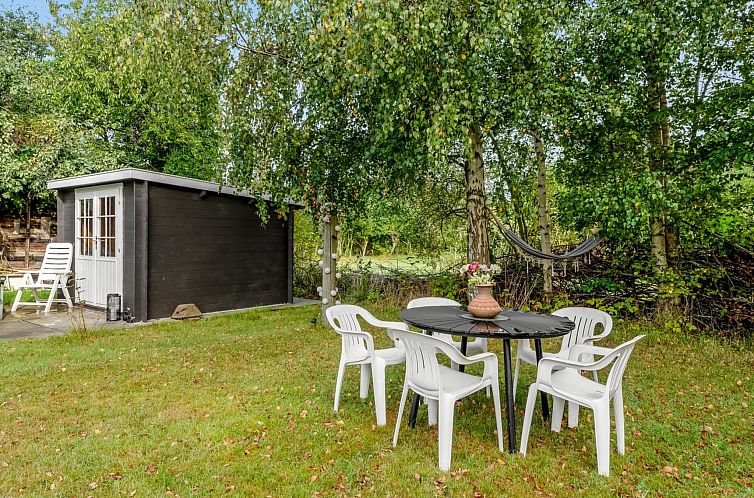 Vakantiehuis "Kätlin" - 900m from the sea