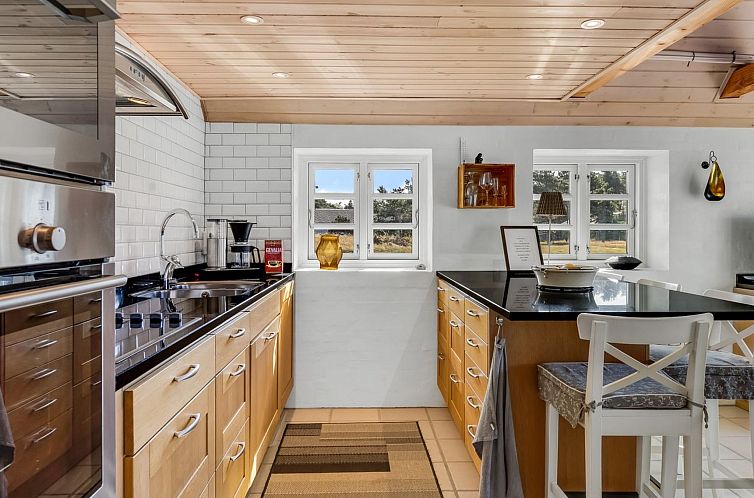 Appartement "Ronja" - 1.3km from the sea