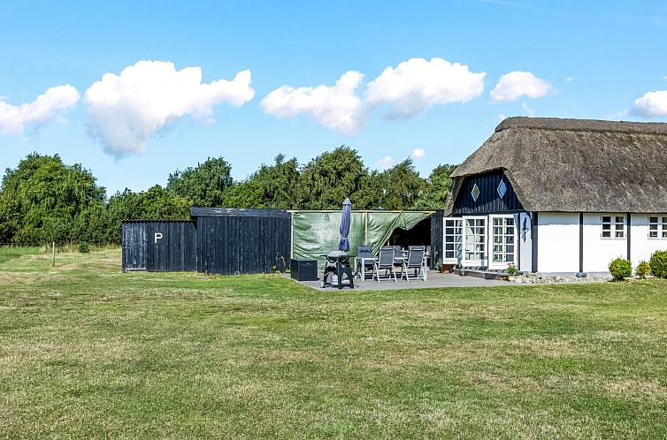 Appartement "Ronja" - 1.3km from the sea