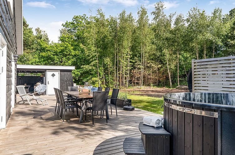 Vakantiehuis "Stanko" - 300m from the sea