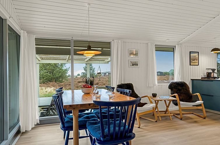 Vakantiehuis "Alwine" - 250m from the sea