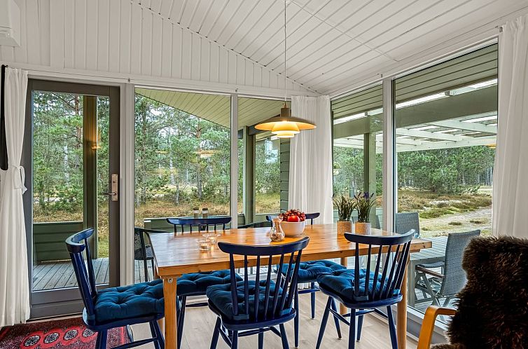 Vakantiehuis "Alwine" - 250m from the sea