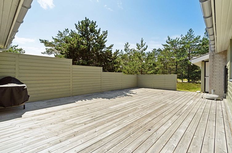 Vakantiehuis "Alwine" - 250m from the sea