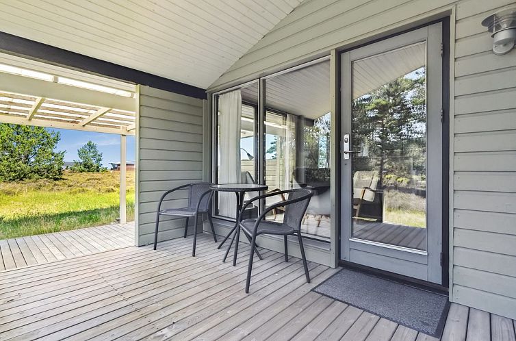 Vakantiehuis "Alwine" - 250m from the sea