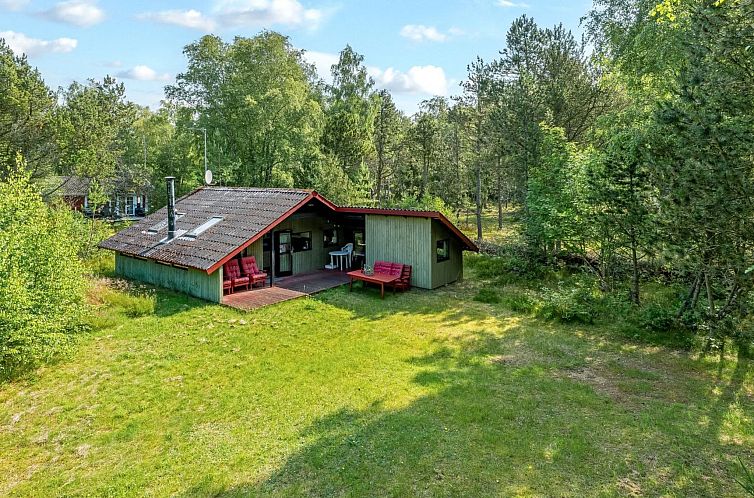 Vakantiehuis "Elfrieda" - 1.6km from the sea