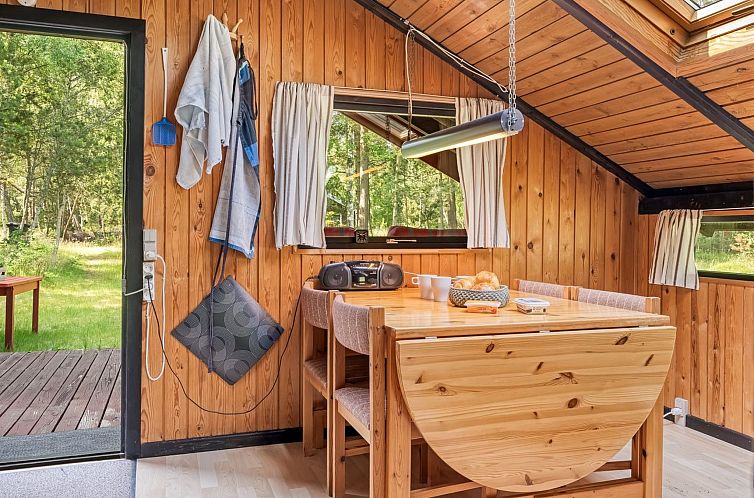 Vakantiehuis "Elfrieda" - 1.6km from the sea