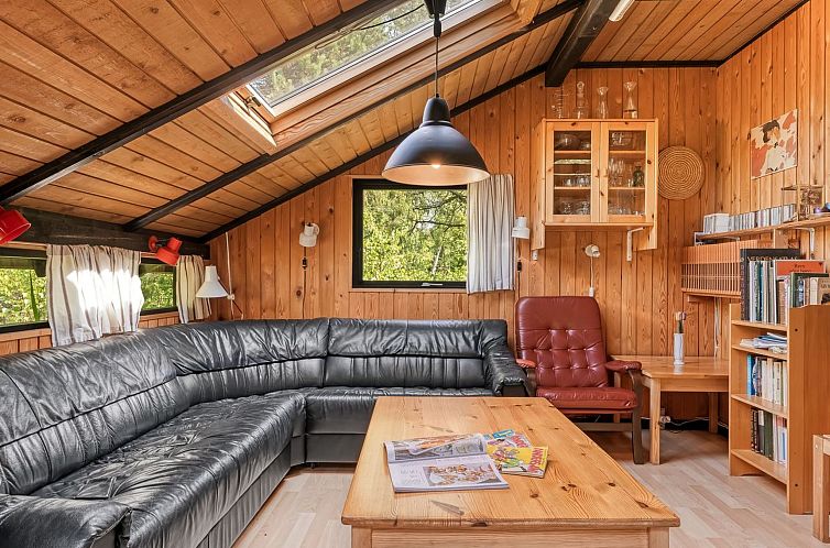 Vakantiehuis "Elfrieda" - 1.6km from the sea