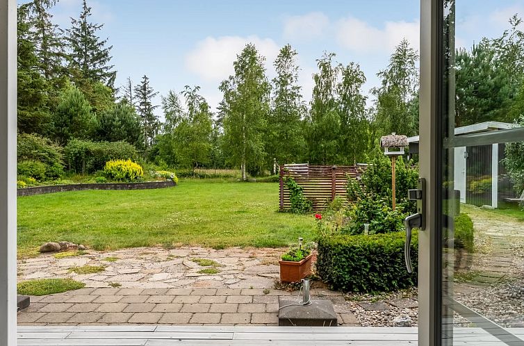 Vakantiehuis "Thine" - 800m from the sea