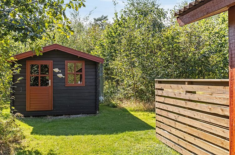 Vakantiehuis "Sofia" - 500m from the sea