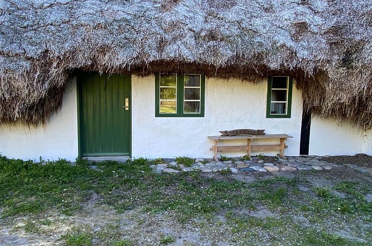 Vakantiehuis "Annabeth" - 900m from the sea