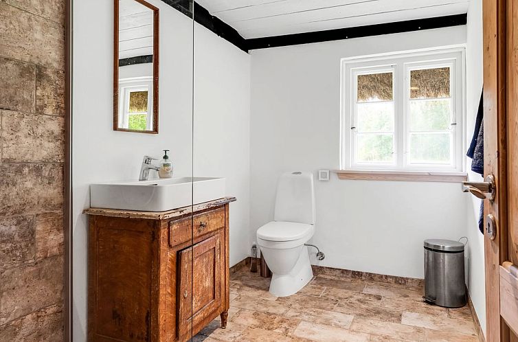 Vakantiehuis "Annabeth" - 900m from the sea