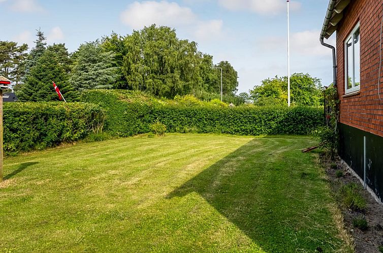 Vakantiehuis "Arben" - 900m from the sea