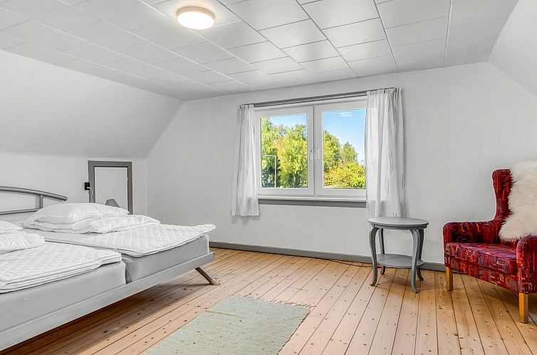 Vakantiehuis "Arben" - 900m from the sea