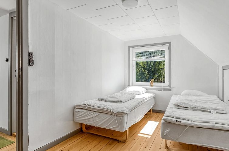 Vakantiehuis "Arben" - 900m from the sea