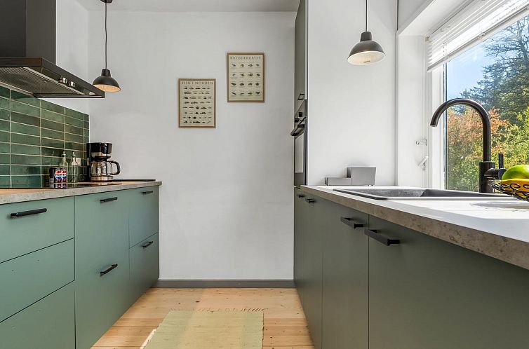 Vakantiehuis "Arben" - 900m from the sea