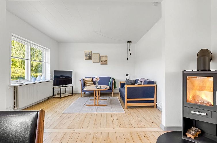 Vakantiehuis "Arben" - 900m from the sea