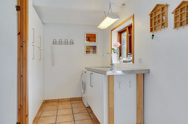 Vakantiehuis "Eivi" - 150m from the sea