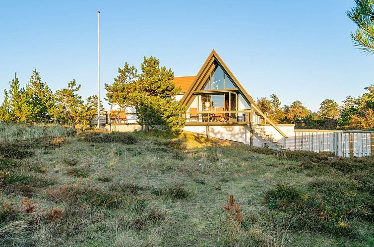 Vakantiehuis "Ariana" - 150m from the sea