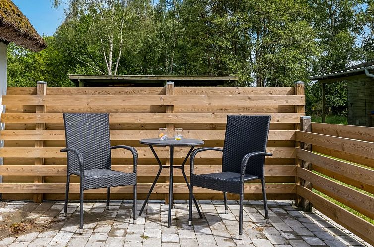 Vakantiehuis "Aatos" - 2km from the sea