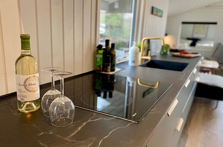 Vakantiehuis "Aldina" - 1.6km from the sea