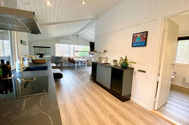 Vakantiehuis "Aldina" - 1.6km from the sea