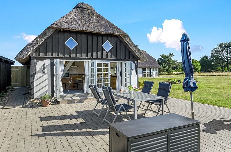 Appartement "Ronja" - 1.3km from the sea