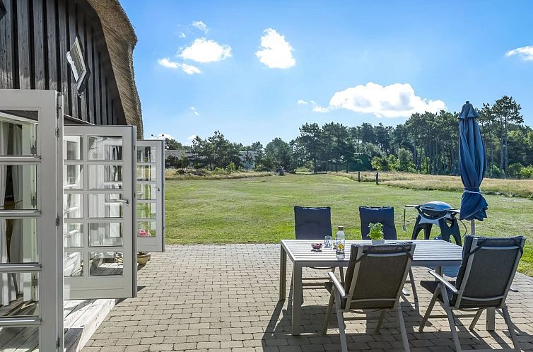 Appartement "Ronja" - 1.3km from the sea