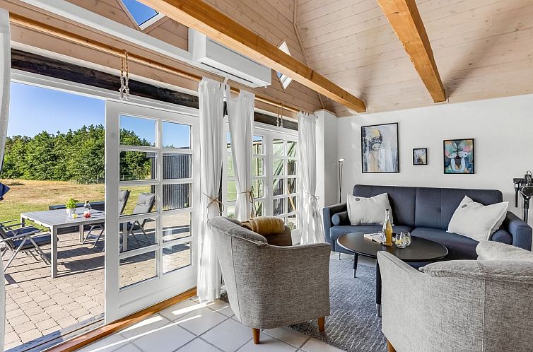 Appartement "Ronja" - 1.3km from the sea