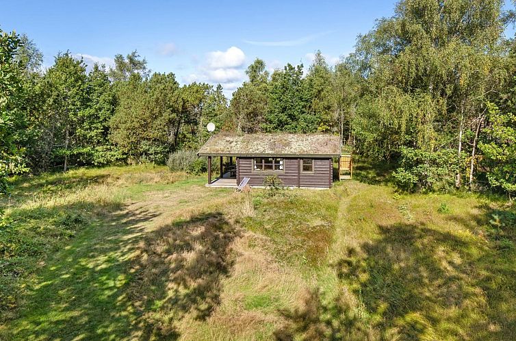 Vakantiehuis "Beatrix" - 700m from the sea