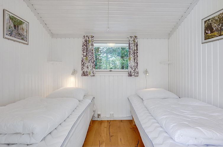 Vakantiehuis "Kristiina" - 300m from the sea