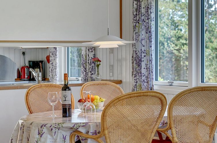 Vakantiehuis "Kristiina" - 300m from the sea
