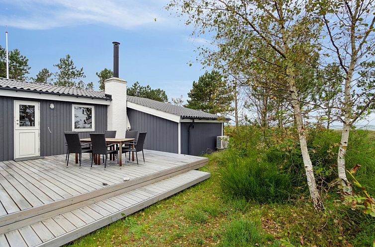 Vakantiehuis "Djuna" - 200m from the sea