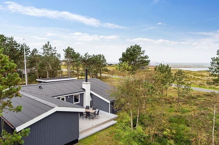 Vakantiehuis "Djuna" - 200m from the sea