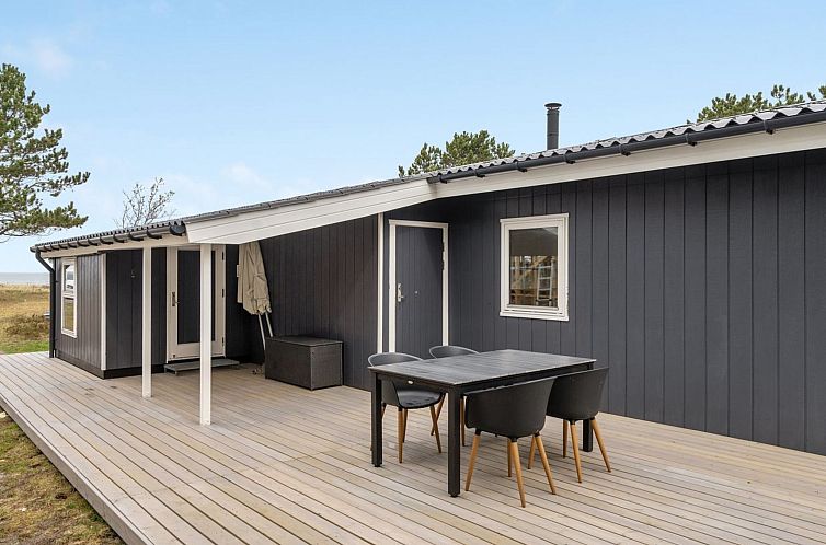 Vakantiehuis "Djuna" - 200m from the sea