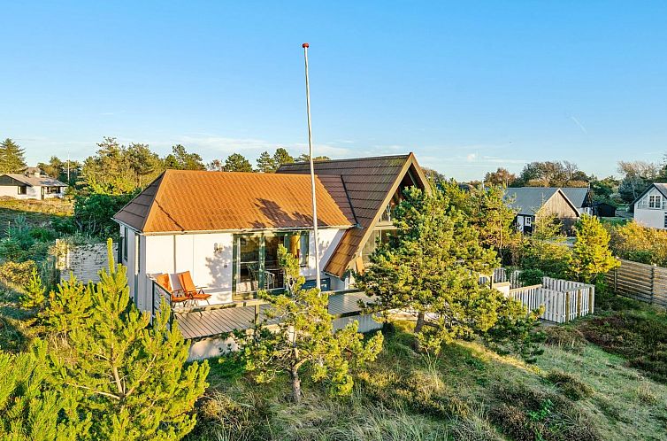 Vakantiehuis "Ariana" - 150m from the sea