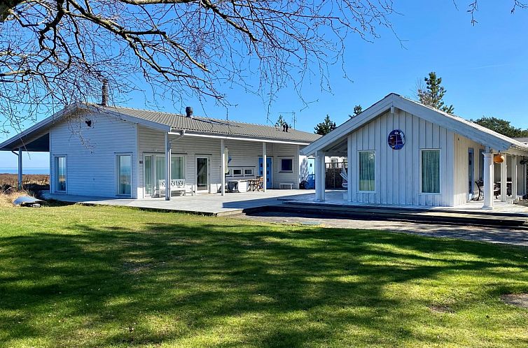 Vakantiehuis "Ilenia" - 150m from the sea