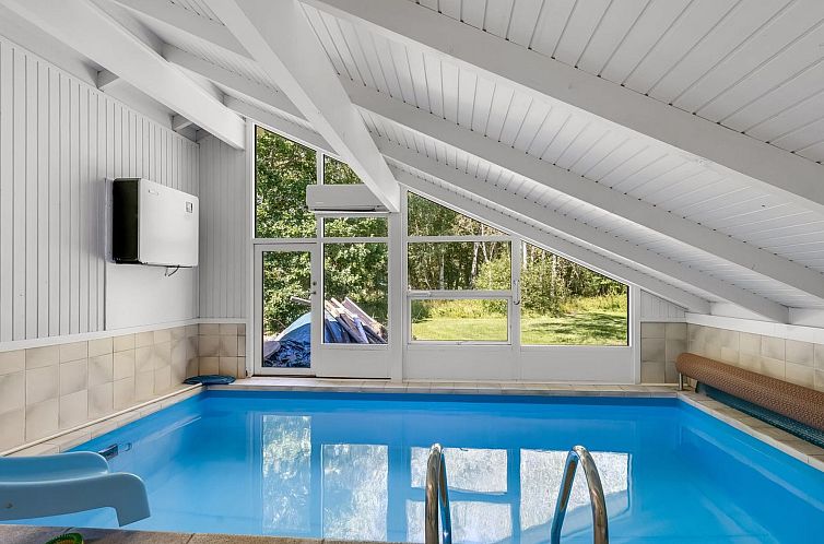 Vakantiehuis "Rathulf" - 700m from the sea