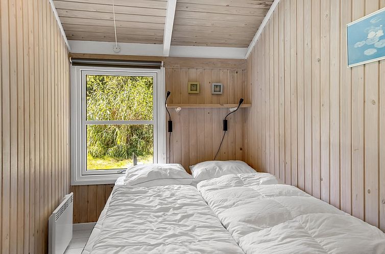 Vakantiehuis "Rathulf" - 700m from the sea