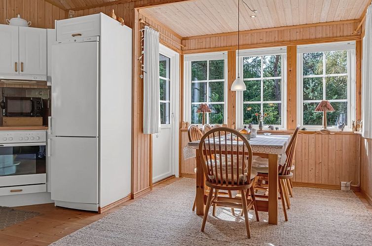 Vakantiehuis "Bernadine" - 350m from the sea