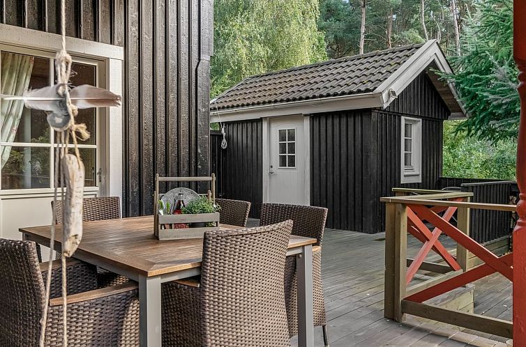 Vakantiehuis "Bernadine" - 350m from the sea