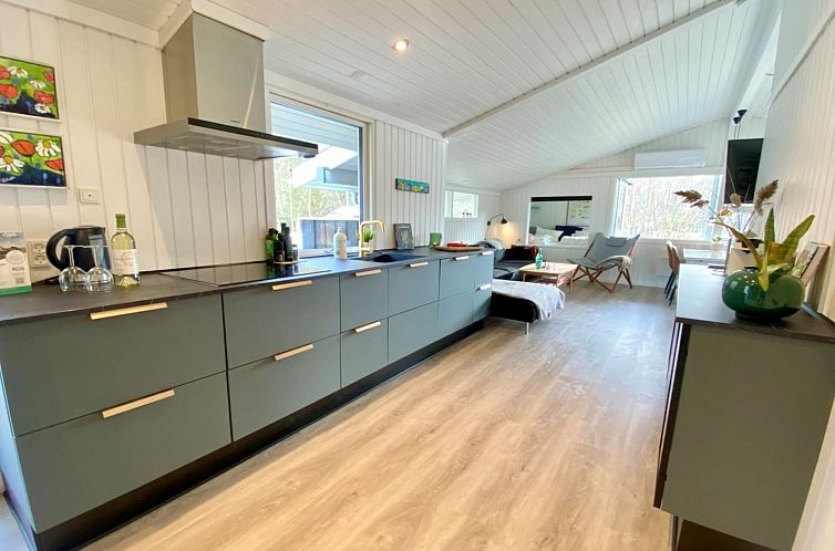 Vakantiehuis "Aldina" - 1.6km from the sea
