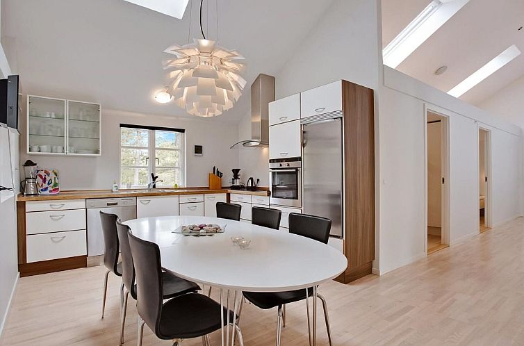 Vakantiehuis "Beka" - 500m from the sea