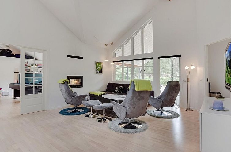 Vakantiehuis "Beka" - 500m from the sea