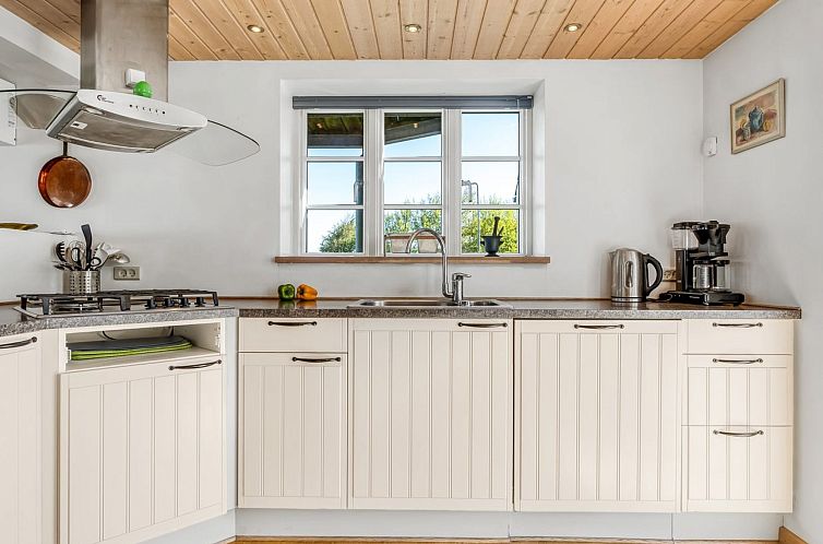 Vakantiehuis "Tara" - 300m from the sea